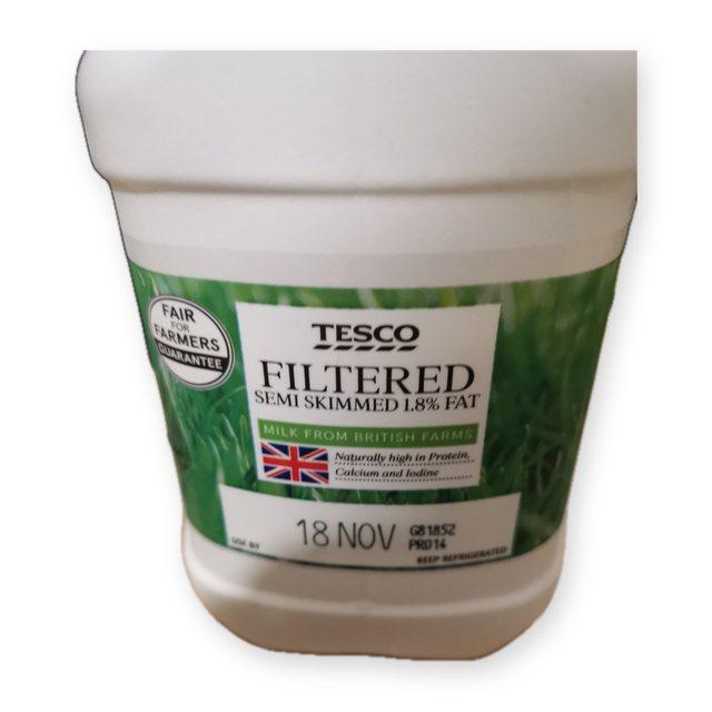 Tesco Filtered semi skimmed milk