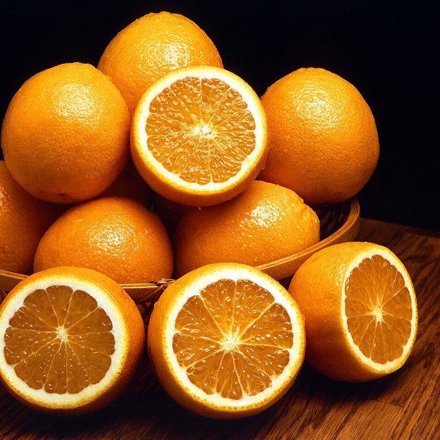 Large oranges