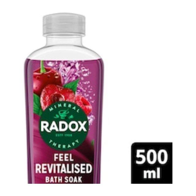 Radox Cherry & Raspberry Feel Revitilised Bath Soak Bubble Bath